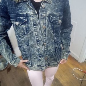 Acid wash patches jean denim jacket blue
